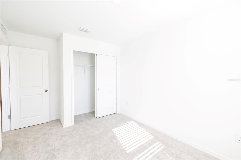 For Rent: $2,095 (3 beds, 2 baths, 1558 Square Feet)