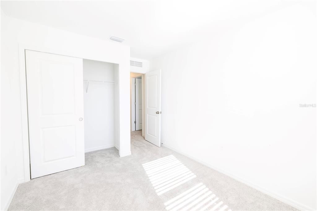 For Rent: $2,095 (3 beds, 2 baths, 1558 Square Feet)