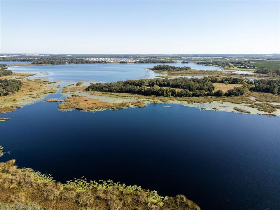 For Rent: $2,095 (3 beds, 2 baths, 1558 Square Feet)