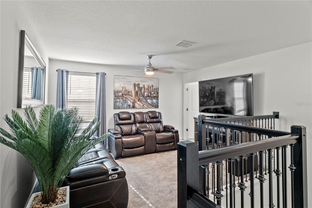 For Sale: $700,000 (5 beds, 3 baths, 3385 Square Feet)