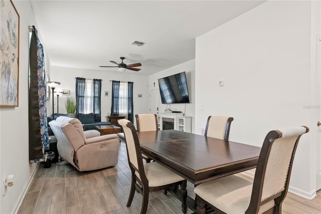 For Sale: $700,000 (5 beds, 3 baths, 3385 Square Feet)