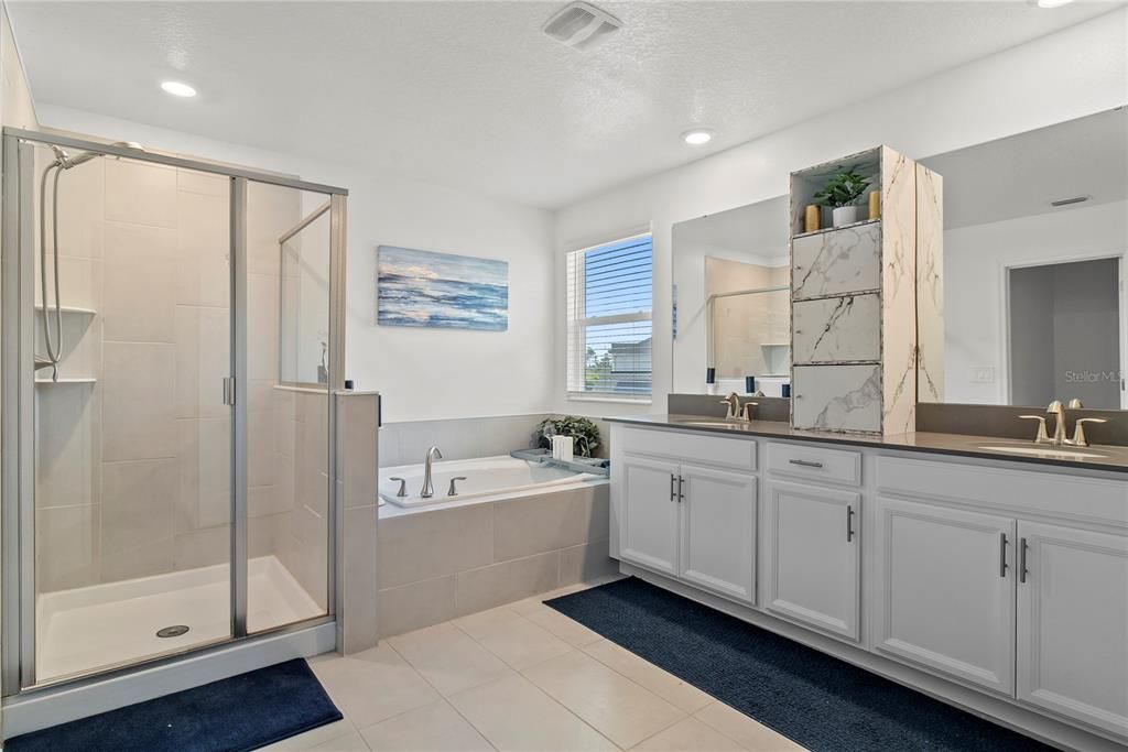 For Sale: $700,000 (5 beds, 3 baths, 3385 Square Feet)