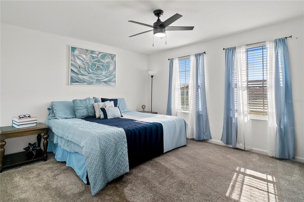 For Sale: $700,000 (5 beds, 3 baths, 3385 Square Feet)