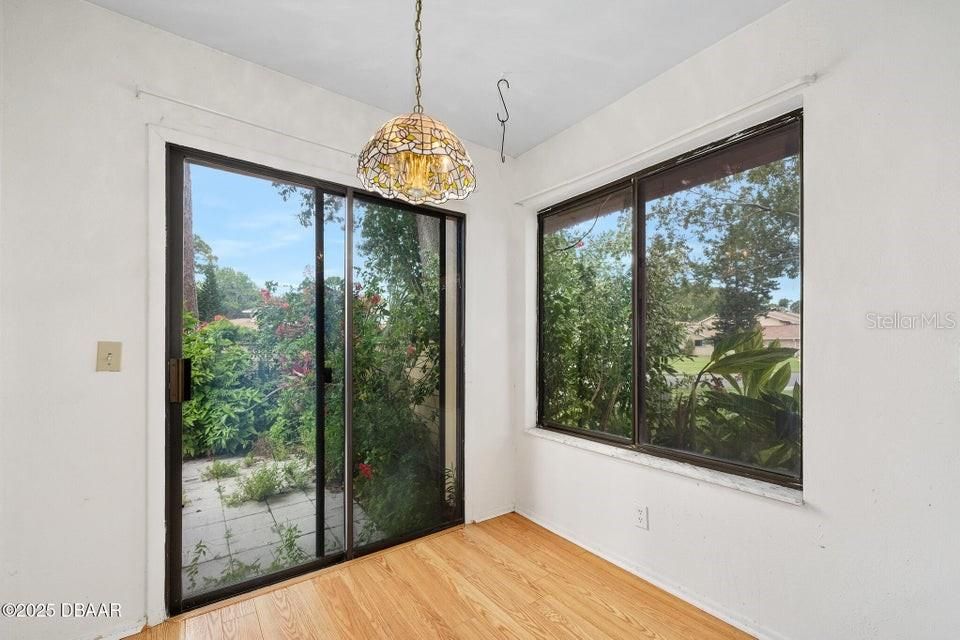 For Sale: $204,900 (3 beds, 2 baths, 1520 Square Feet)