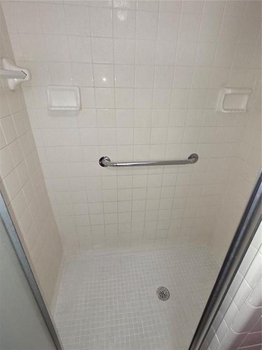 待售: $175,000 (2 贝兹, 2 浴室, 1344 平方英尺)