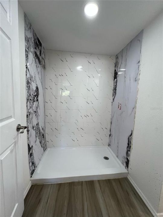 For Sale: $380,000 (4 beds, 2 baths, 1619 Square Feet)