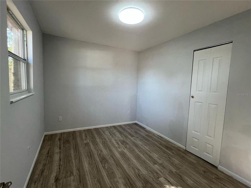 For Sale: $380,000 (4 beds, 2 baths, 1619 Square Feet)