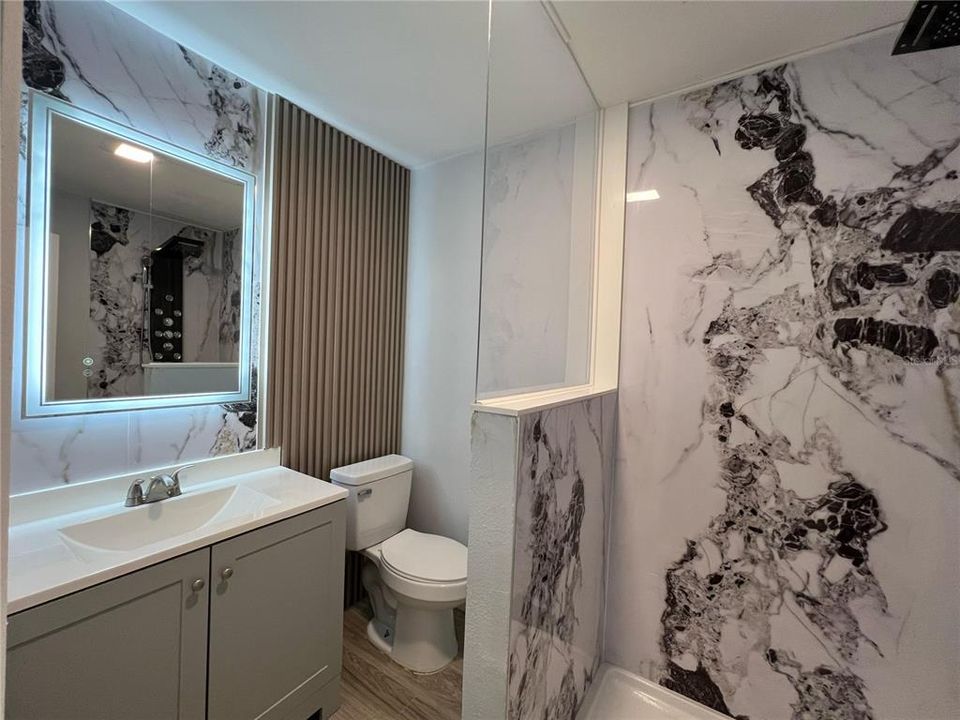 For Sale: $380,000 (4 beds, 2 baths, 1619 Square Feet)