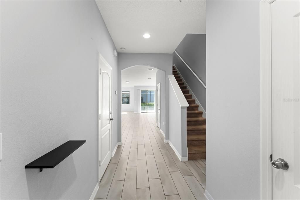 For Sale: $359,000 (3 beds, 2 baths, 1846 Square Feet)