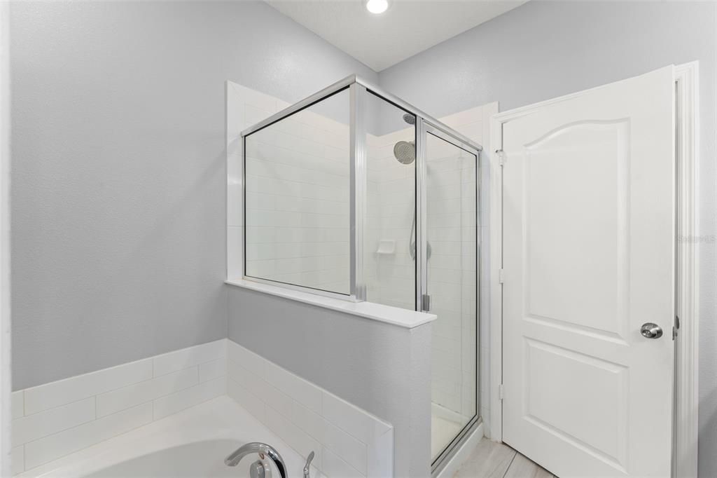 For Sale: $359,000 (3 beds, 2 baths, 1846 Square Feet)