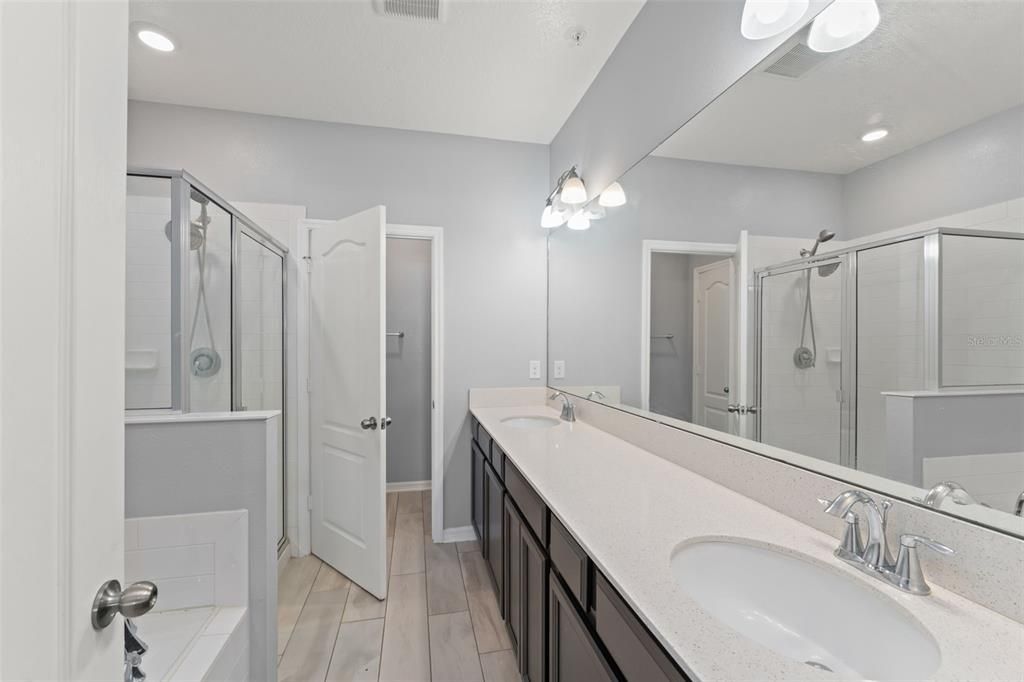 For Sale: $359,000 (3 beds, 2 baths, 1846 Square Feet)