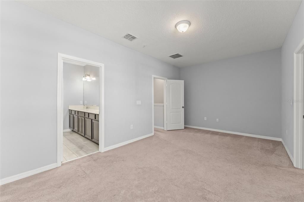 For Sale: $359,000 (3 beds, 2 baths, 1846 Square Feet)