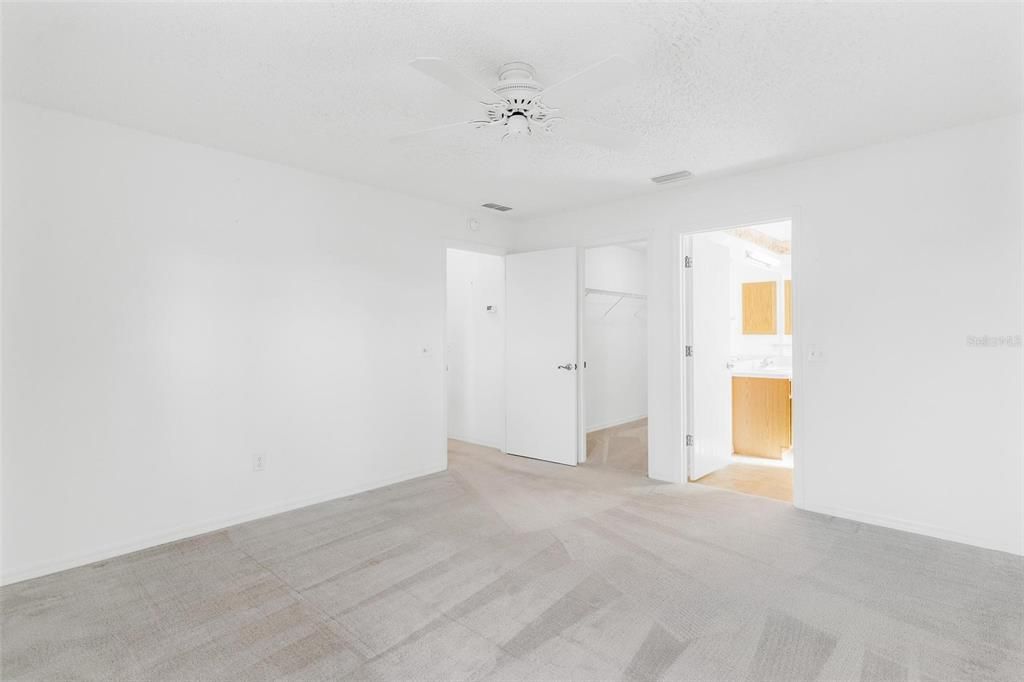 En Venta: $289,000 (3 camas, 2 baños, 1392 Pies cuadrados)