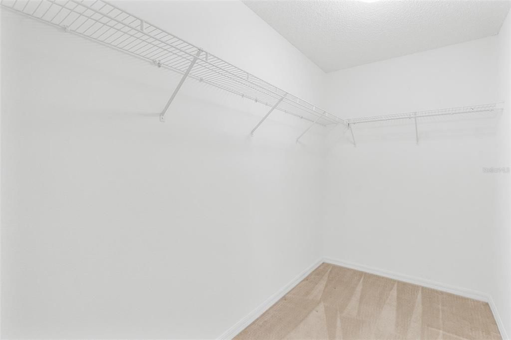 En Venta: $289,000 (3 camas, 2 baños, 1392 Pies cuadrados)