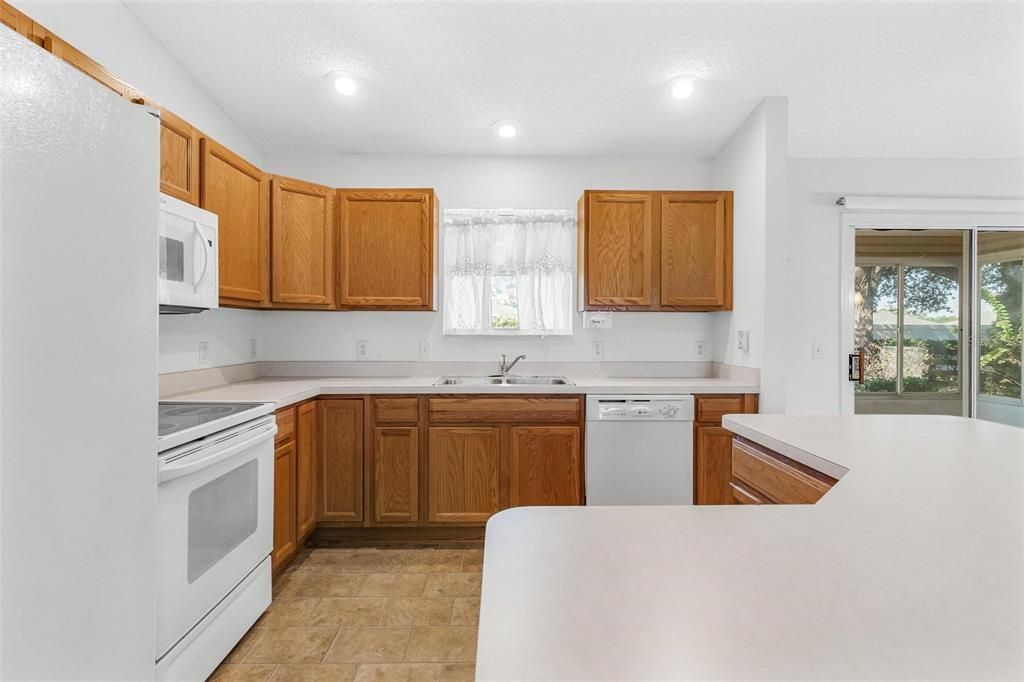 En Venta: $289,000 (3 camas, 2 baños, 1392 Pies cuadrados)