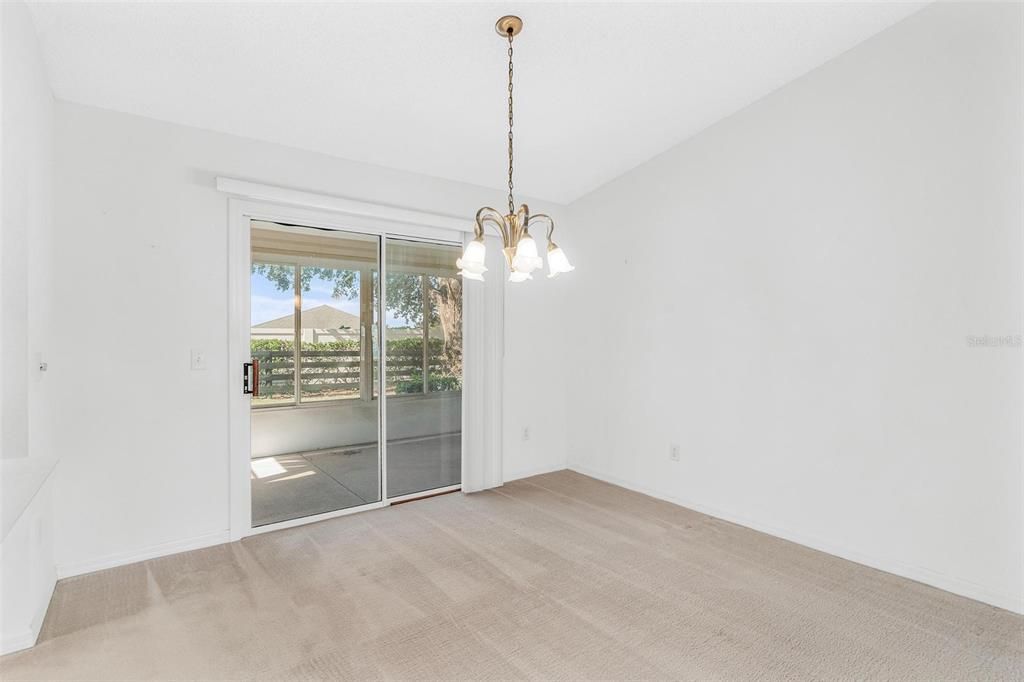 En Venta: $289,000 (3 camas, 2 baños, 1392 Pies cuadrados)