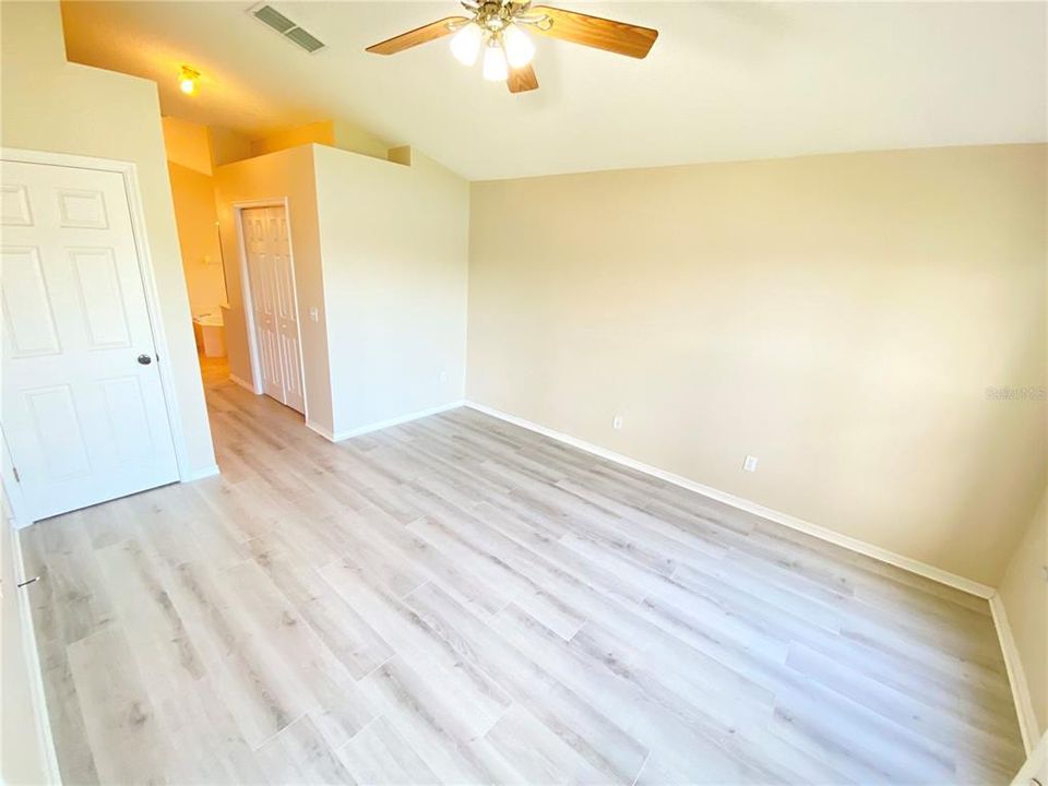 На продажу: $420,000 (3 спален, 2 ванн, 1451 Квадратных фут)