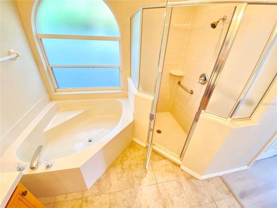 На продажу: $420,000 (3 спален, 2 ванн, 1451 Квадратных фут)