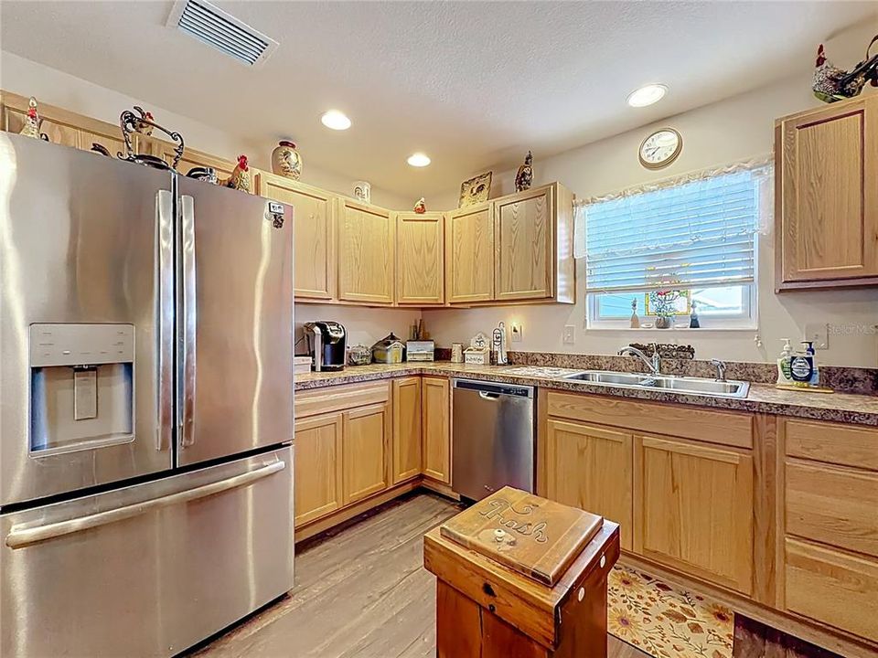 待售: $310,000 (3 贝兹, 2 浴室, 1487 平方英尺)