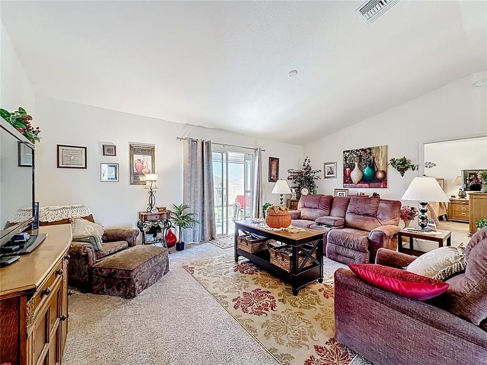 待售: $310,000 (3 贝兹, 2 浴室, 1487 平方英尺)