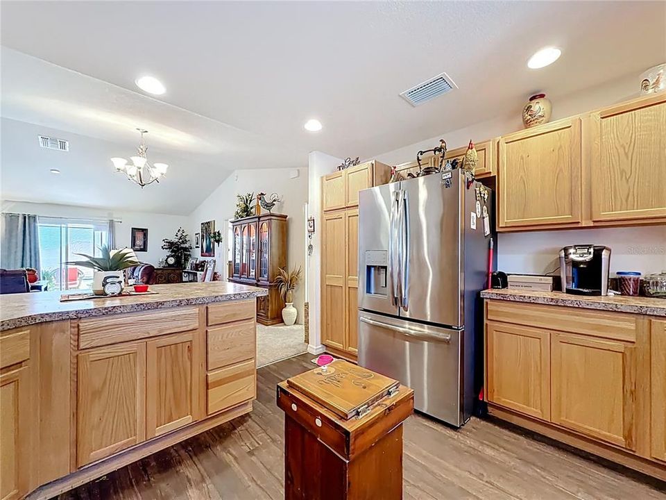 待售: $310,000 (3 贝兹, 2 浴室, 1487 平方英尺)