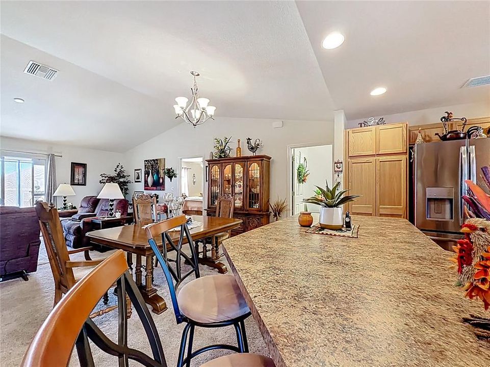 待售: $310,000 (3 贝兹, 2 浴室, 1487 平方英尺)