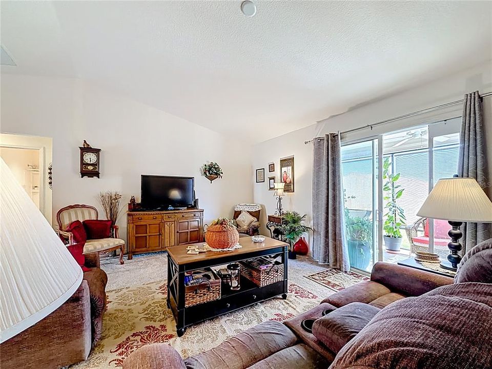 待售: $310,000 (3 贝兹, 2 浴室, 1487 平方英尺)