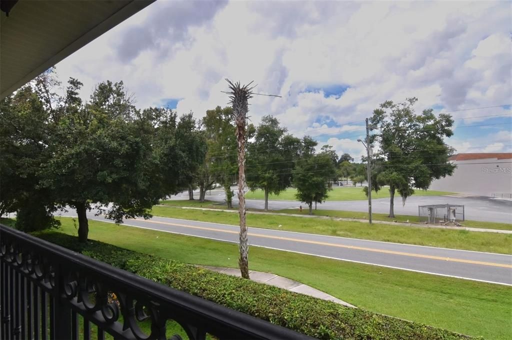 出租: $1,650 (2 贝兹, 2 浴室, 1865 平方英尺)