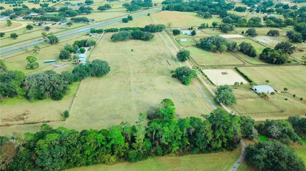 En Venta: $1,500,000 (14.33 acres)