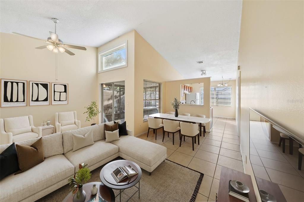 合同活跃: $260,000 (2 贝兹, 2 浴室, 991 平方英尺)