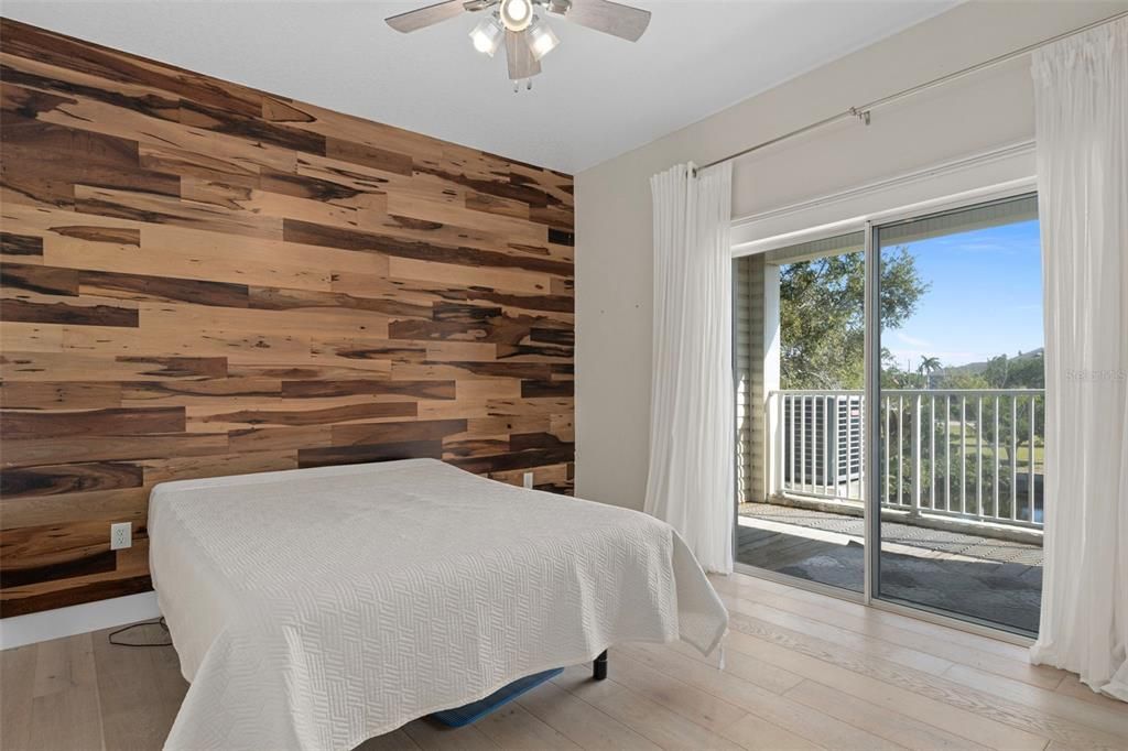 For Sale: $315,000 (2 beds, 2 baths, 1439 Square Feet)