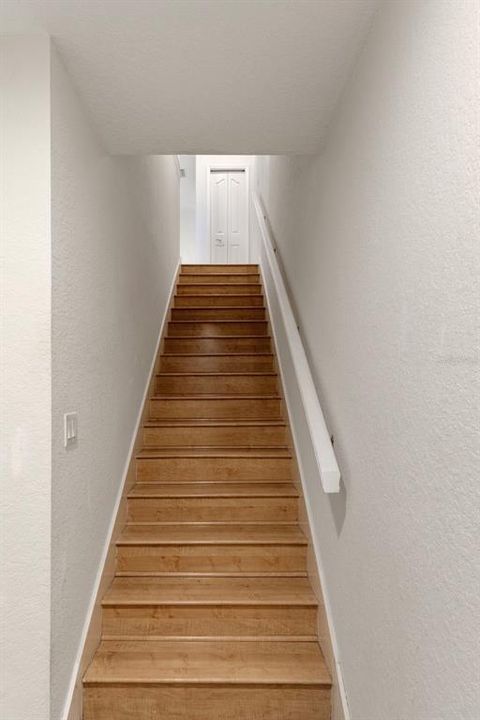 For Sale: $315,000 (2 beds, 2 baths, 1439 Square Feet)