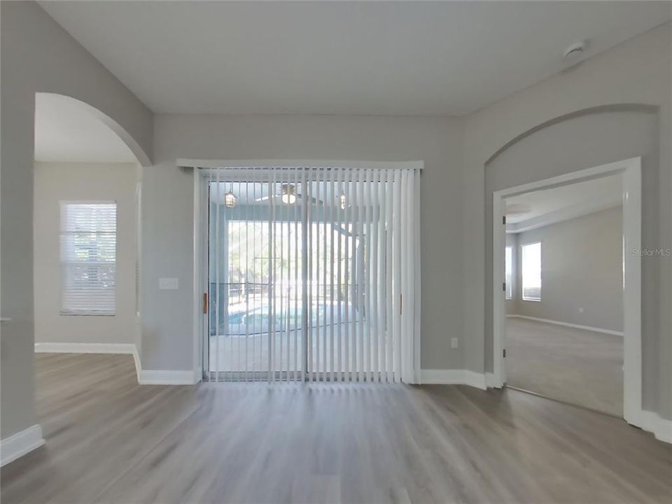 For Rent: $3,379 (4 beds, 3 baths, 2572 Square Feet)