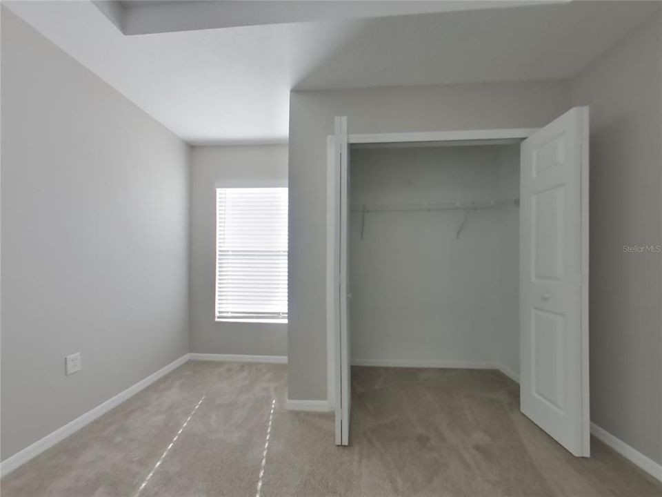 For Rent: $3,379 (4 beds, 3 baths, 2572 Square Feet)