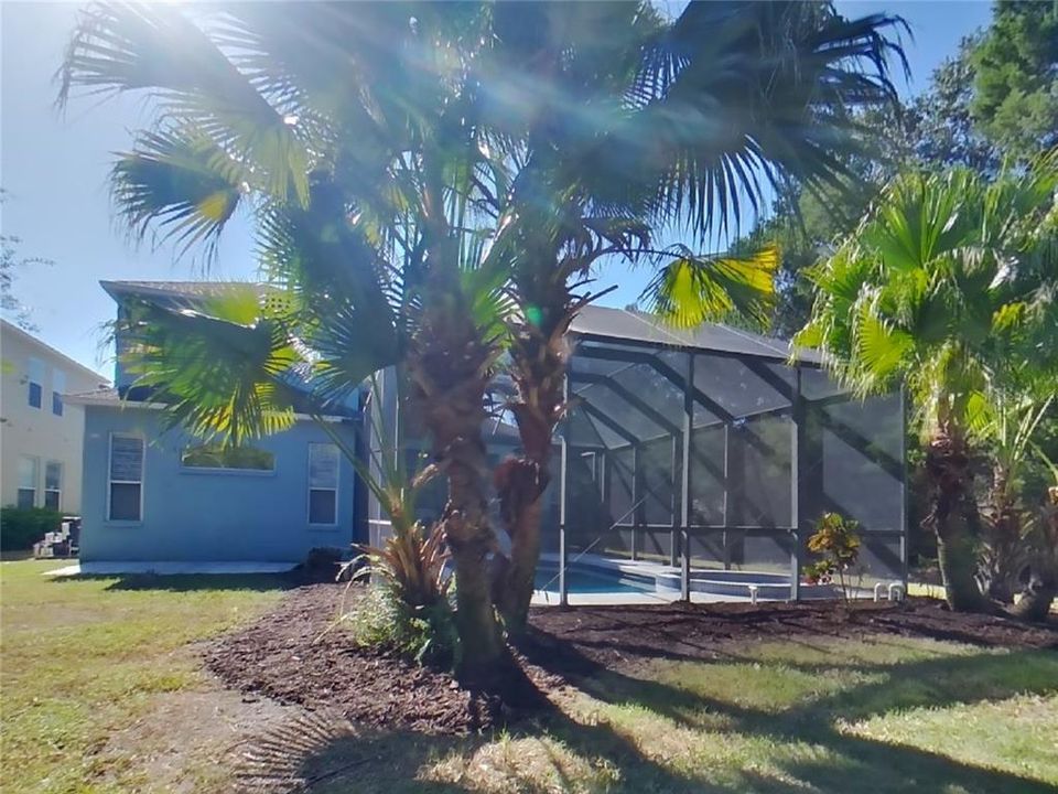 For Rent: $3,379 (4 beds, 3 baths, 2572 Square Feet)