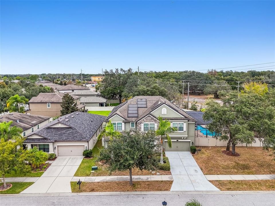 For Sale: $865,000 (5 beds, 4 baths, 5165 Square Feet)