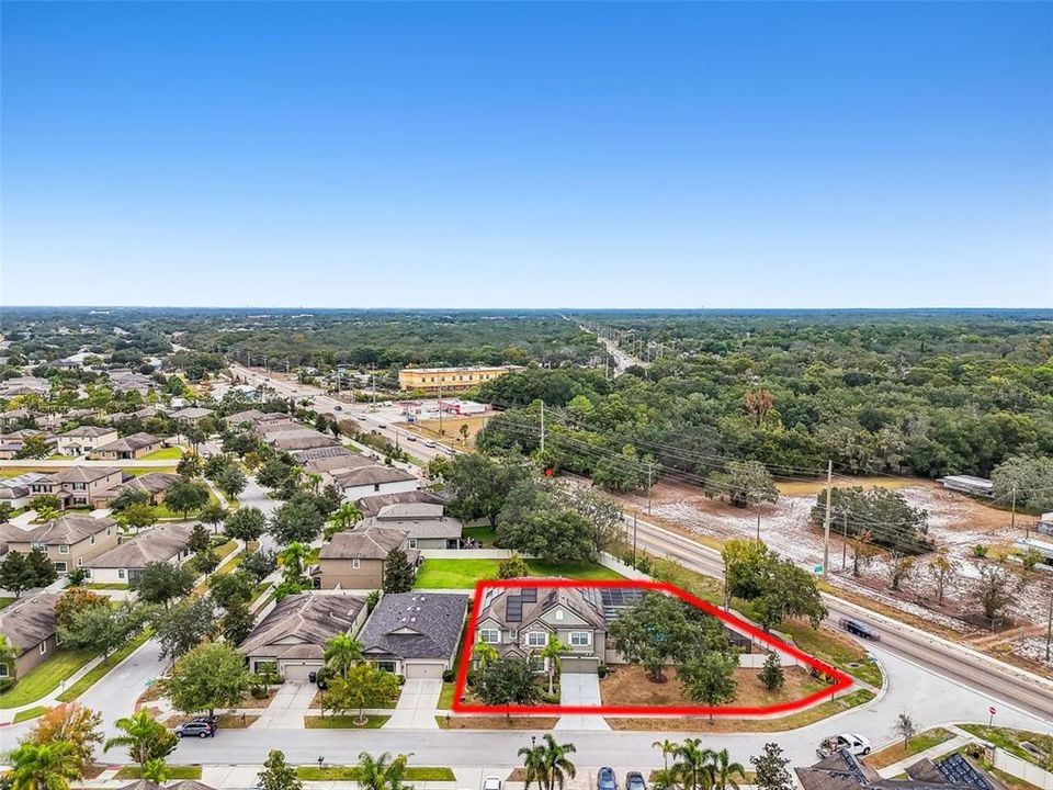 For Sale: $865,000 (5 beds, 4 baths, 5165 Square Feet)