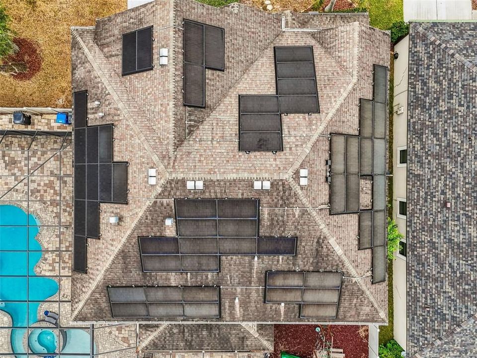 Activo con contrato: $700,000 (5 camas, 4 baños, 5165 Pies cuadrados)