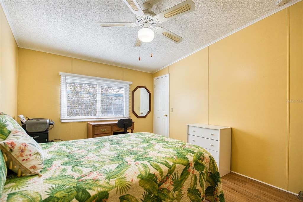 待售: $234,900 (2 贝兹, 2 浴室, 1402 平方英尺)