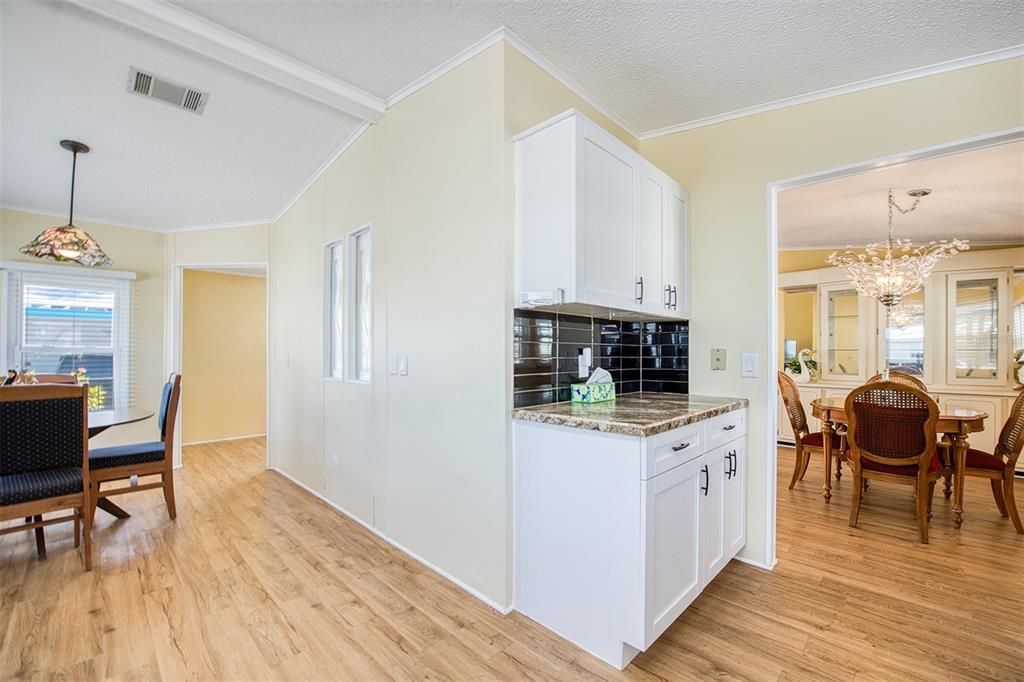 待售: $234,900 (2 贝兹, 2 浴室, 1402 平方英尺)