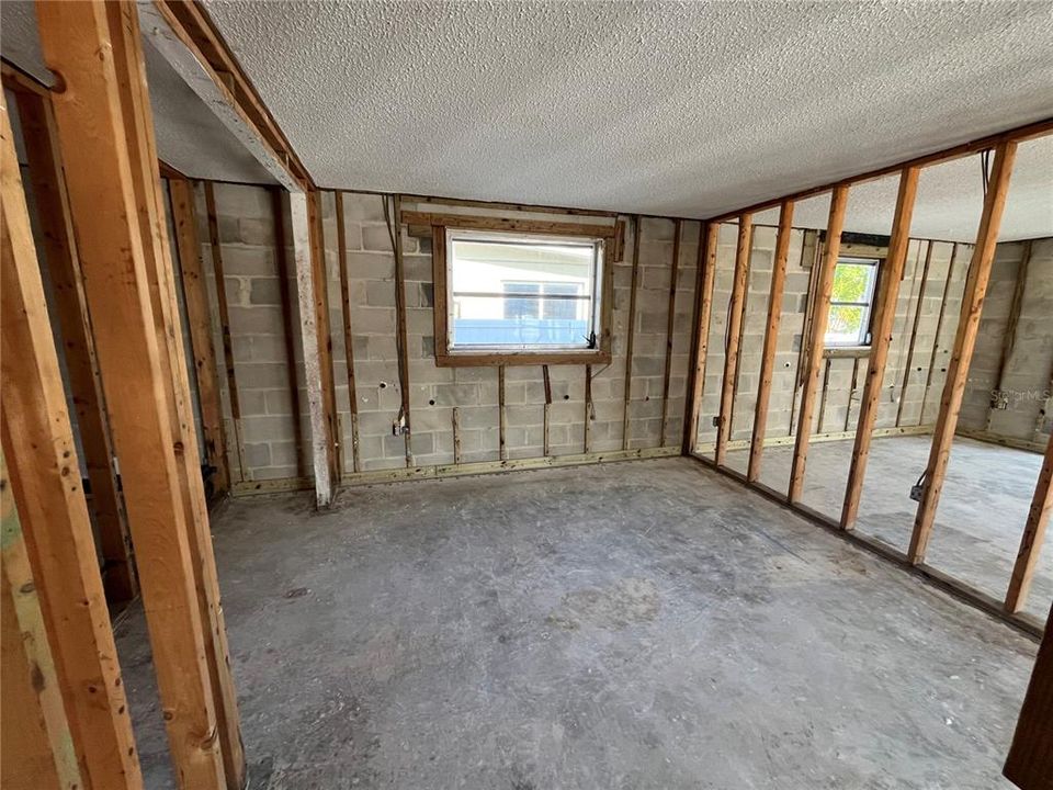 待售: $290,000 (3 贝兹, 2 浴室, 1692 平方英尺)