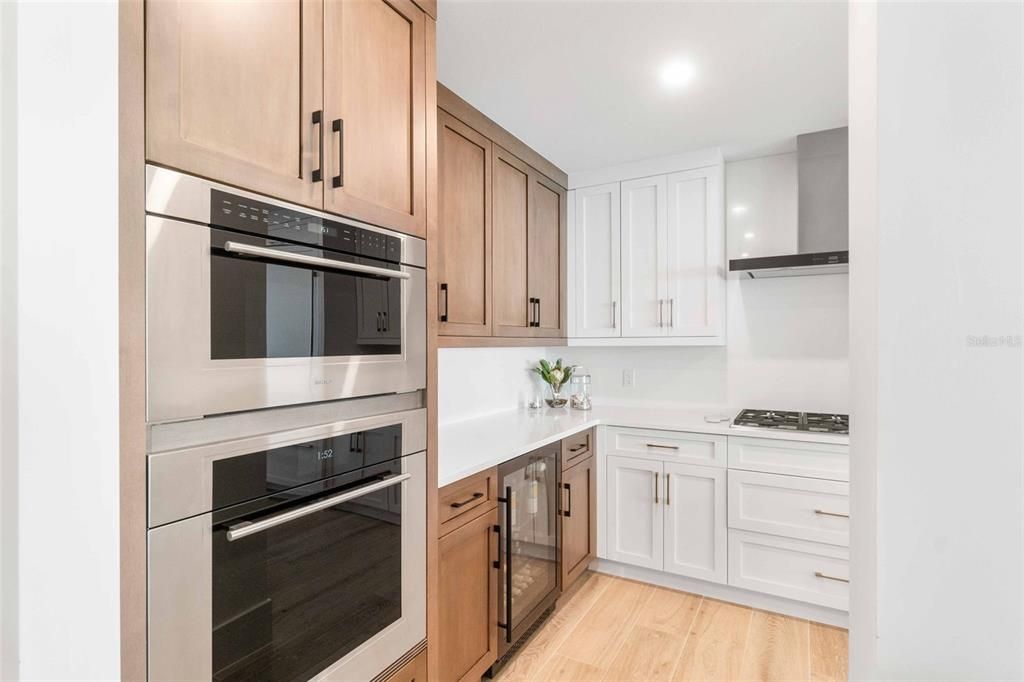 待售: $4,950,000 (3 贝兹, 3 浴室, 2303 平方英尺)