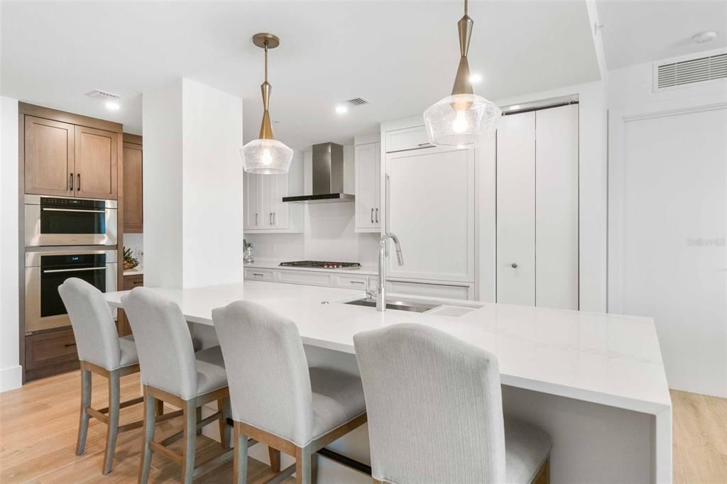 待售: $4,950,000 (3 贝兹, 3 浴室, 2303 平方英尺)