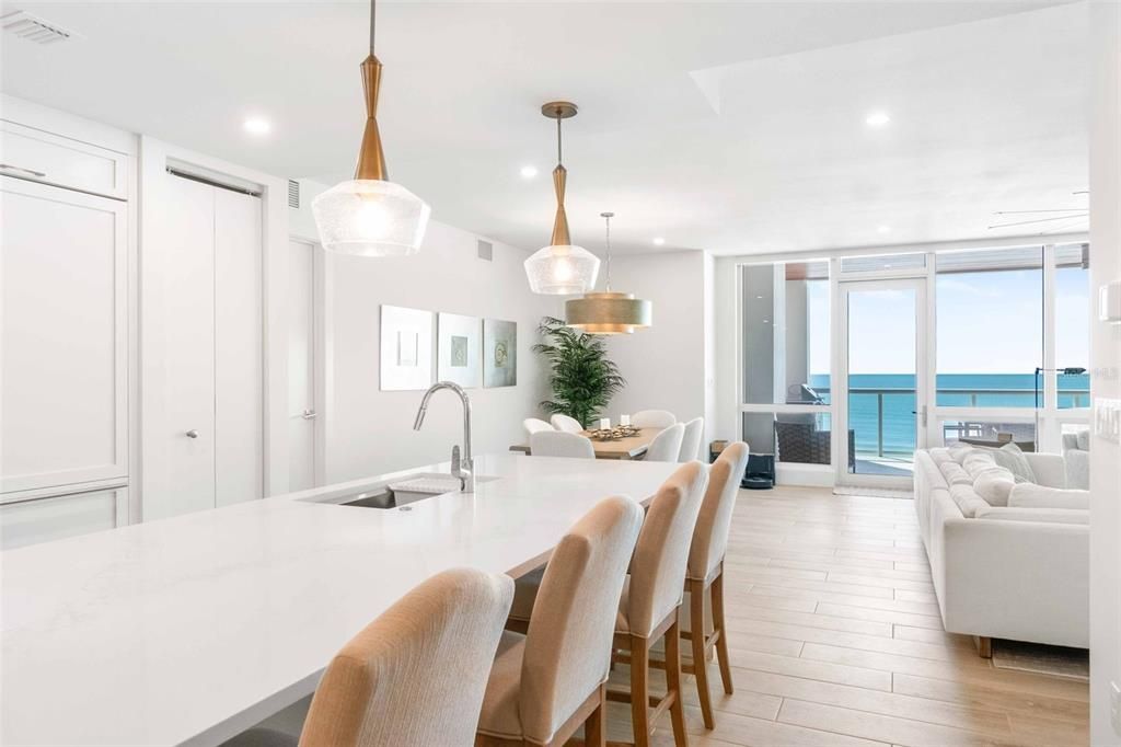 待售: $4,950,000 (3 贝兹, 3 浴室, 2303 平方英尺)