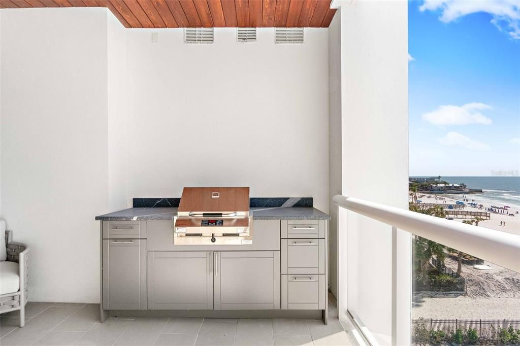 待售: $4,950,000 (3 贝兹, 3 浴室, 2303 平方英尺)