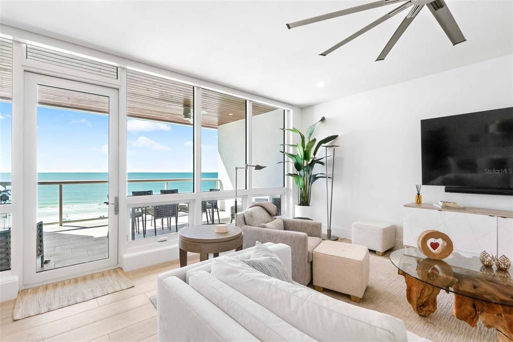 待售: $4,950,000 (3 贝兹, 3 浴室, 2303 平方英尺)