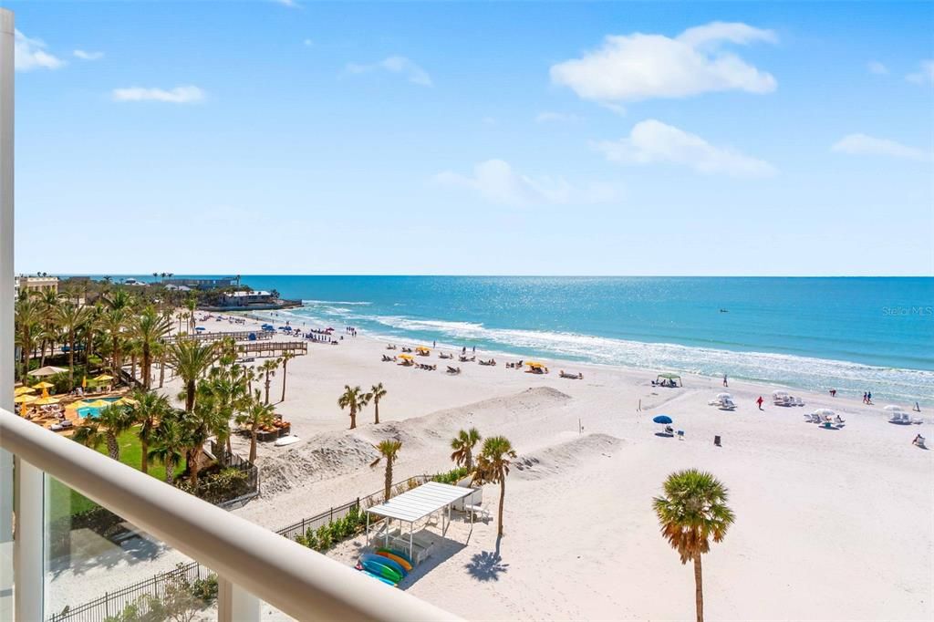 待售: $4,950,000 (3 贝兹, 3 浴室, 2303 平方英尺)