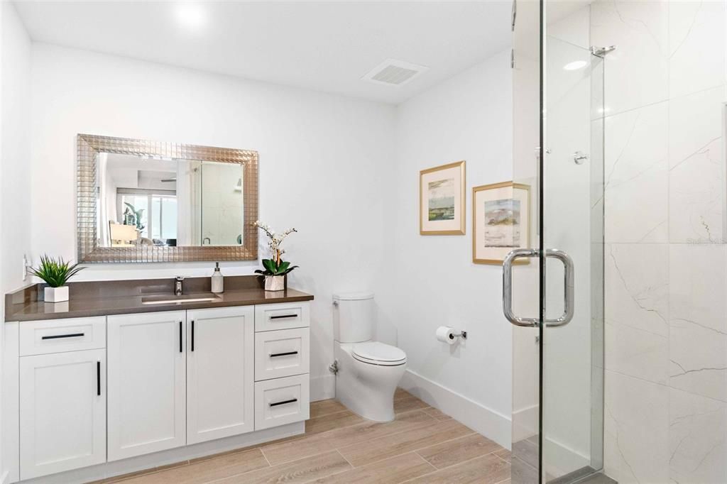 待售: $4,950,000 (3 贝兹, 3 浴室, 2303 平方英尺)