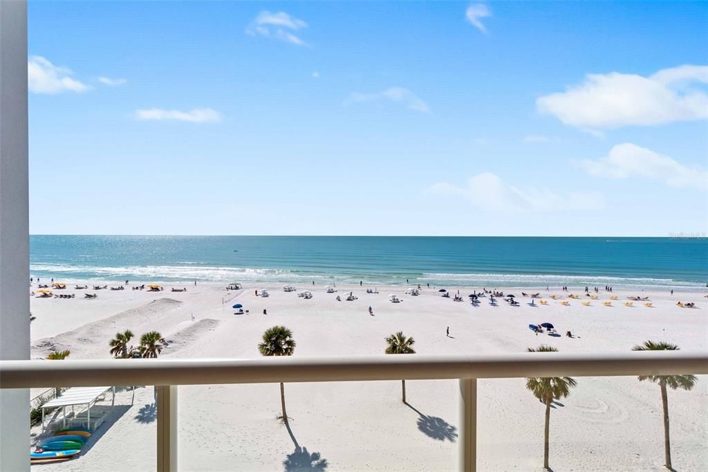 待售: $4,950,000 (3 贝兹, 3 浴室, 2303 平方英尺)