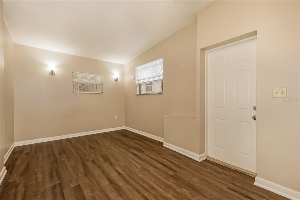 待售: $289,000 (3 贝兹, 2 浴室, 1264 平方英尺)